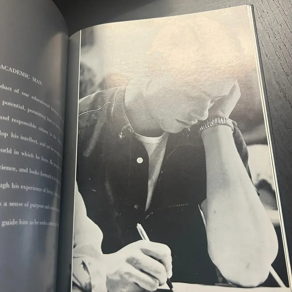 Sandpiper 1965 Southampton College of Long Island University Vol 1 Table Book